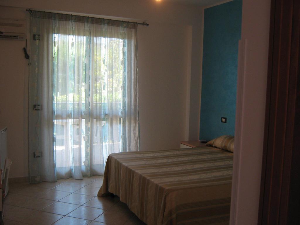 Bed And Breakfast Cirelli Scalea Quarto foto